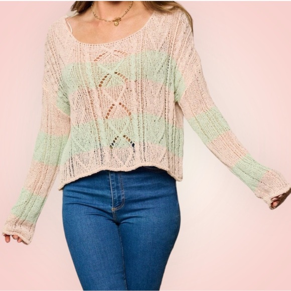 6~Piece Sweater Lot Size MEDIUM - Picture 9 of 15